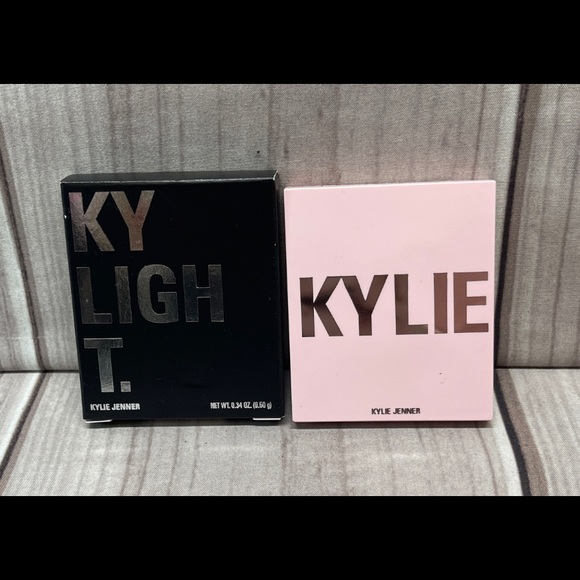 Kylie Jenner Kylie Cosmetics Pressed Illuminating Powder Dreamin Of Diamonds - Picture 1 of 2